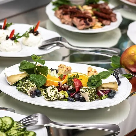 Park Bed and Breakfast 4*