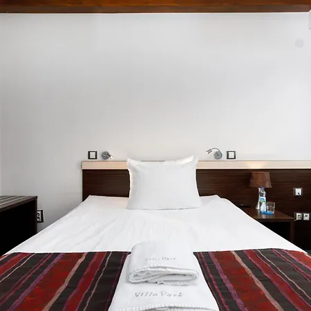 ベッド・アンド・ブレックファスト Park 4*