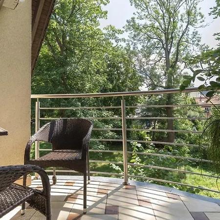 Bed and Breakfast Park 4*