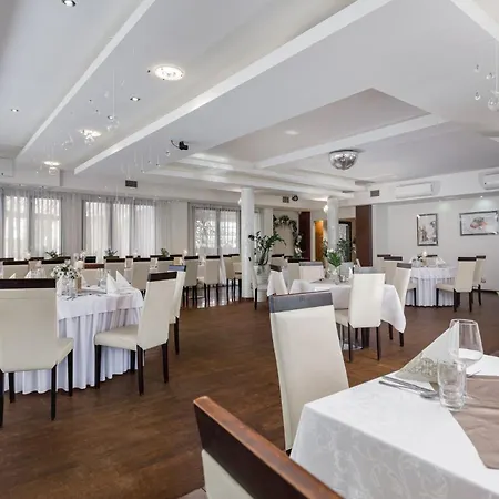 Bed and Breakfast Park 4*