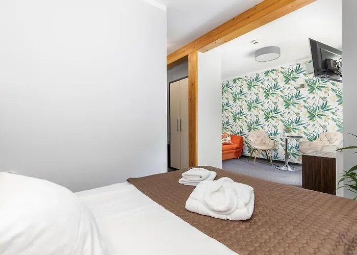 Park Bed & Breakfast 4*